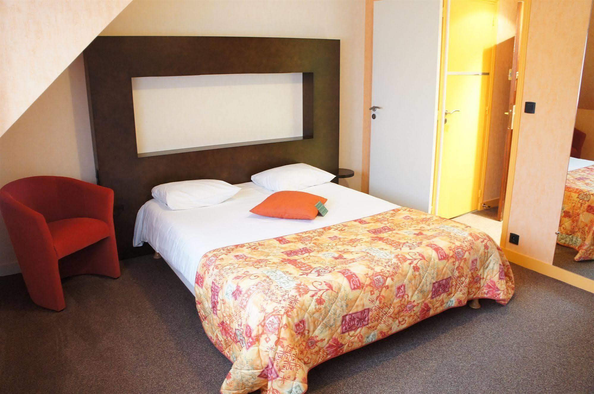 Logis Golfe Hotel Vannes Eksteriør bilde